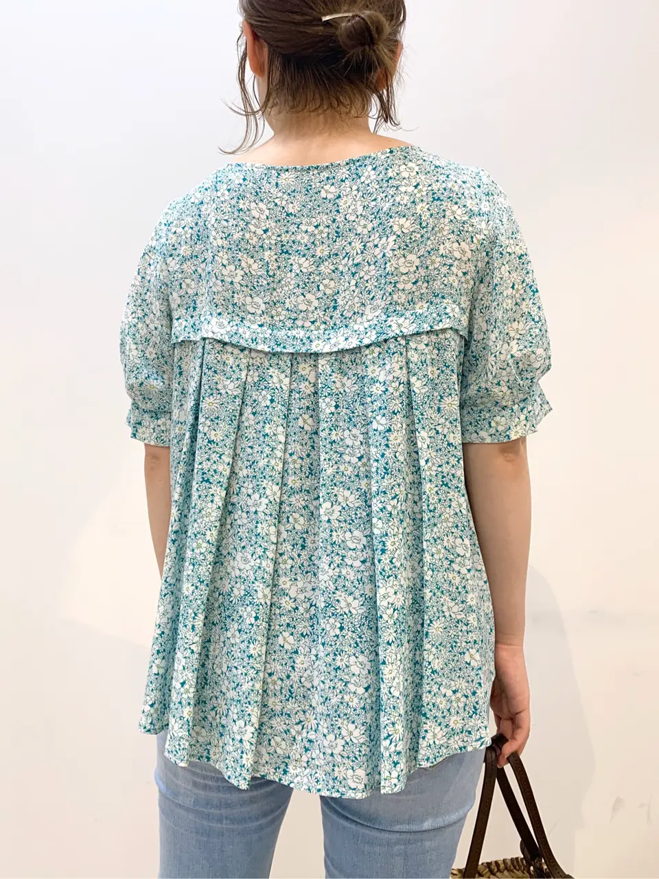 組曲 石井 コーディネート画像