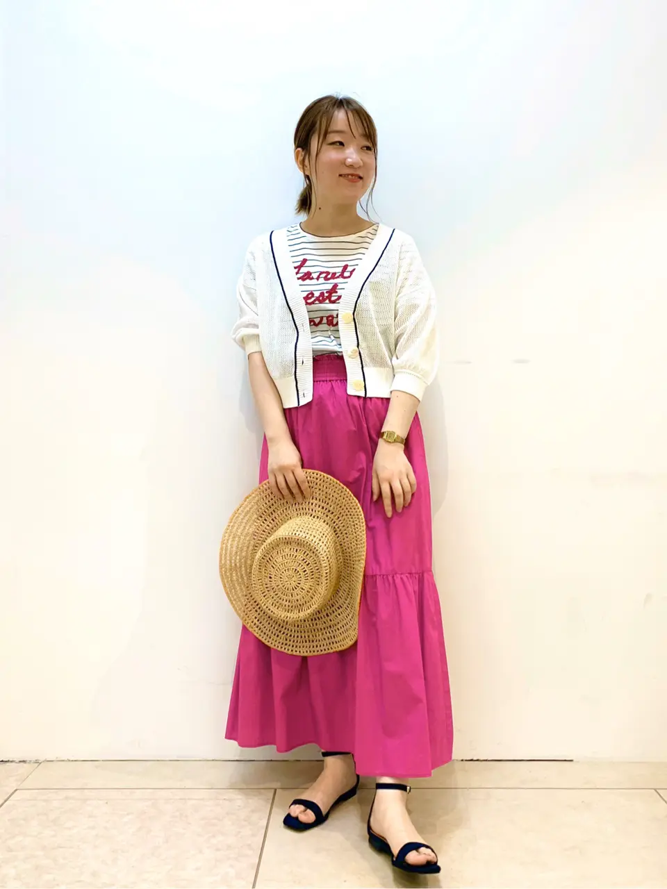 組曲 石井 コーディネート画像