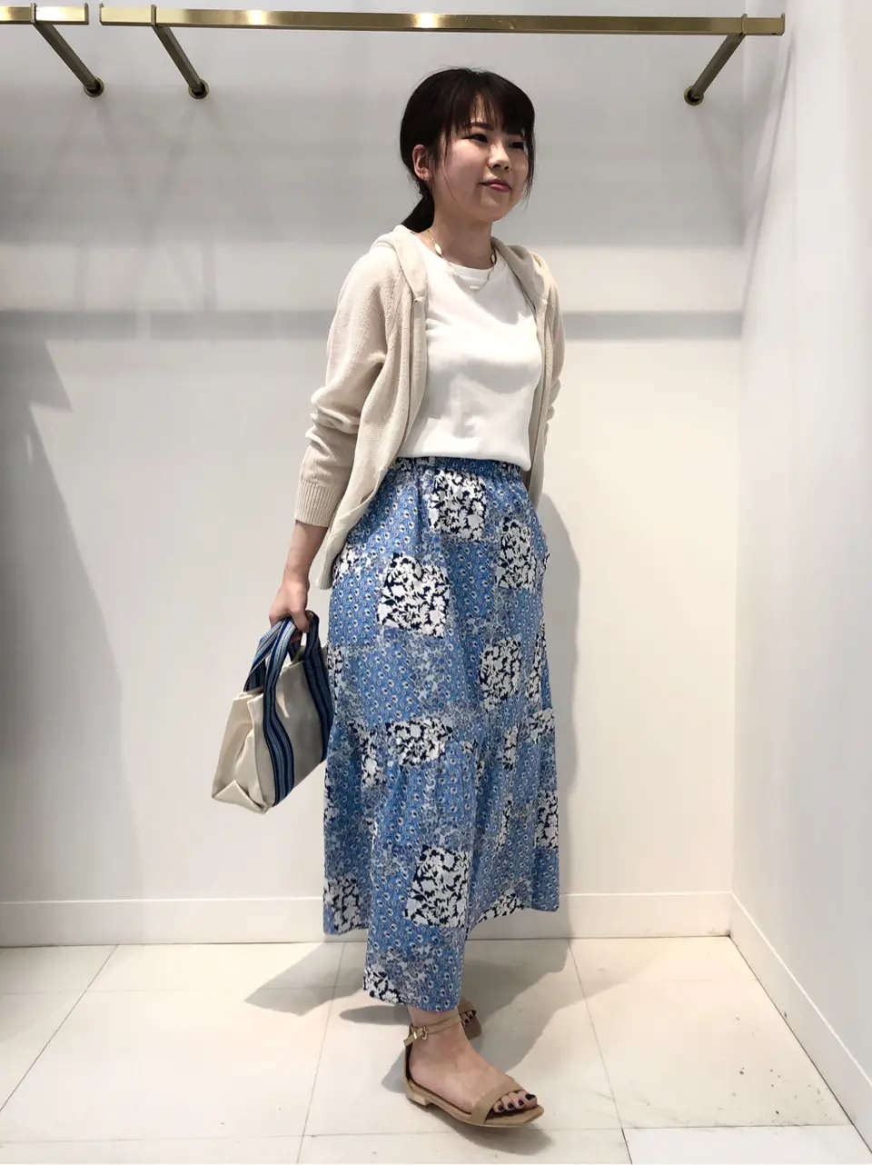 組曲 茂木 コーディネート画像