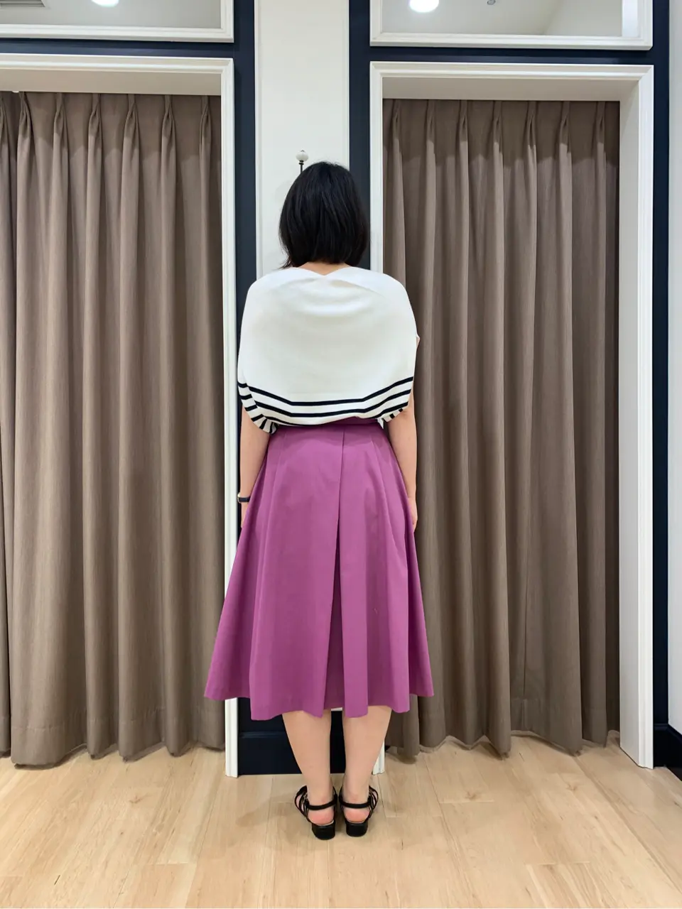 組曲 岡 コーディネート画像