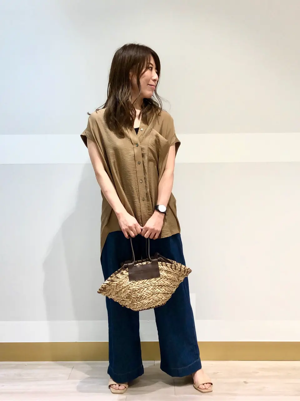 組曲 井上 コーディネート画像