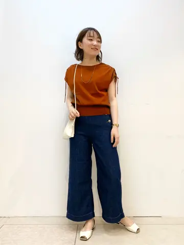 組曲 石井 コーディネート画像