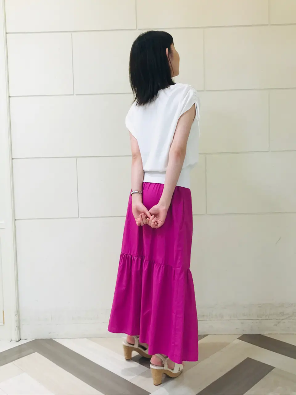 組曲 スタッフ コーディネート画像