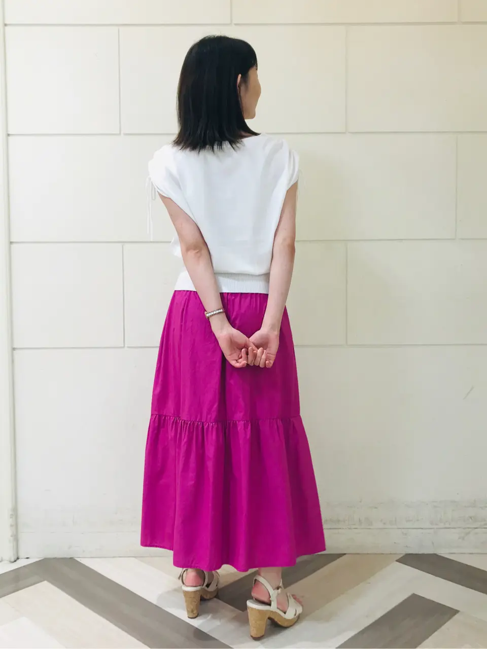 組曲 スタッフ コーディネート画像