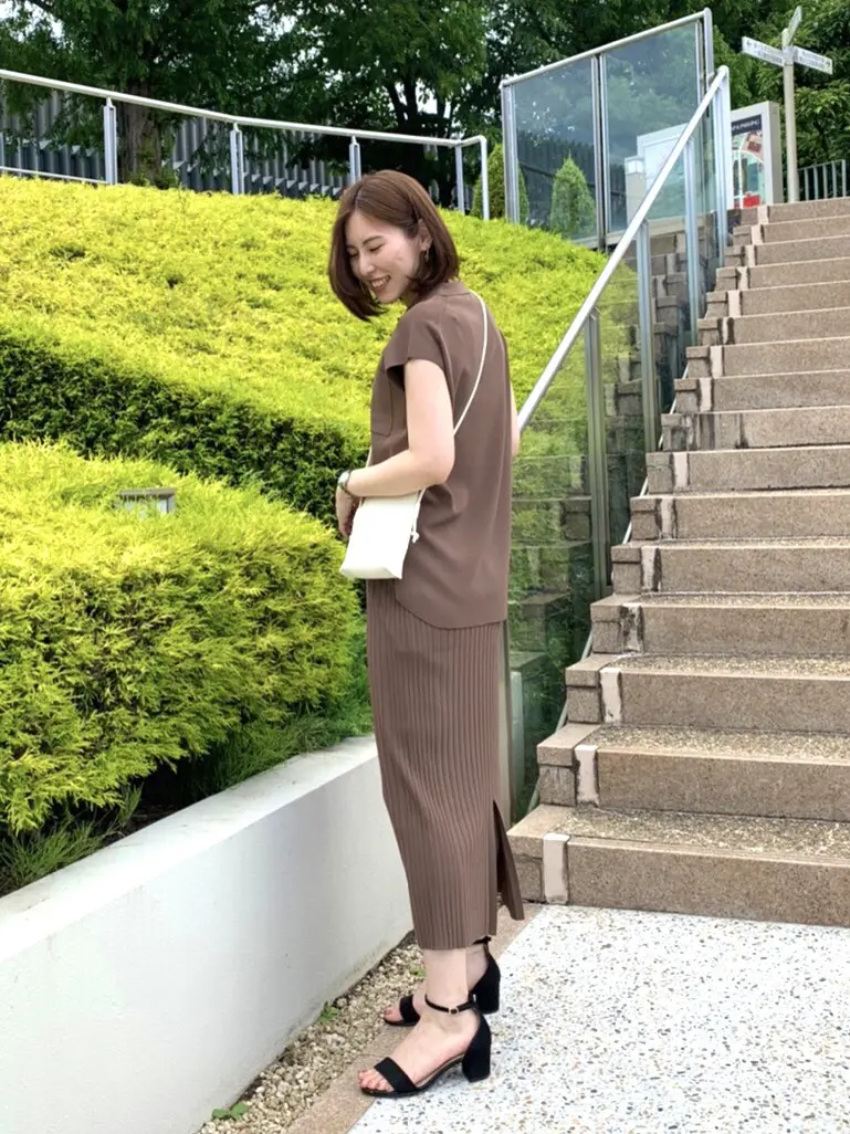 組曲 岩田 コーディネート画像