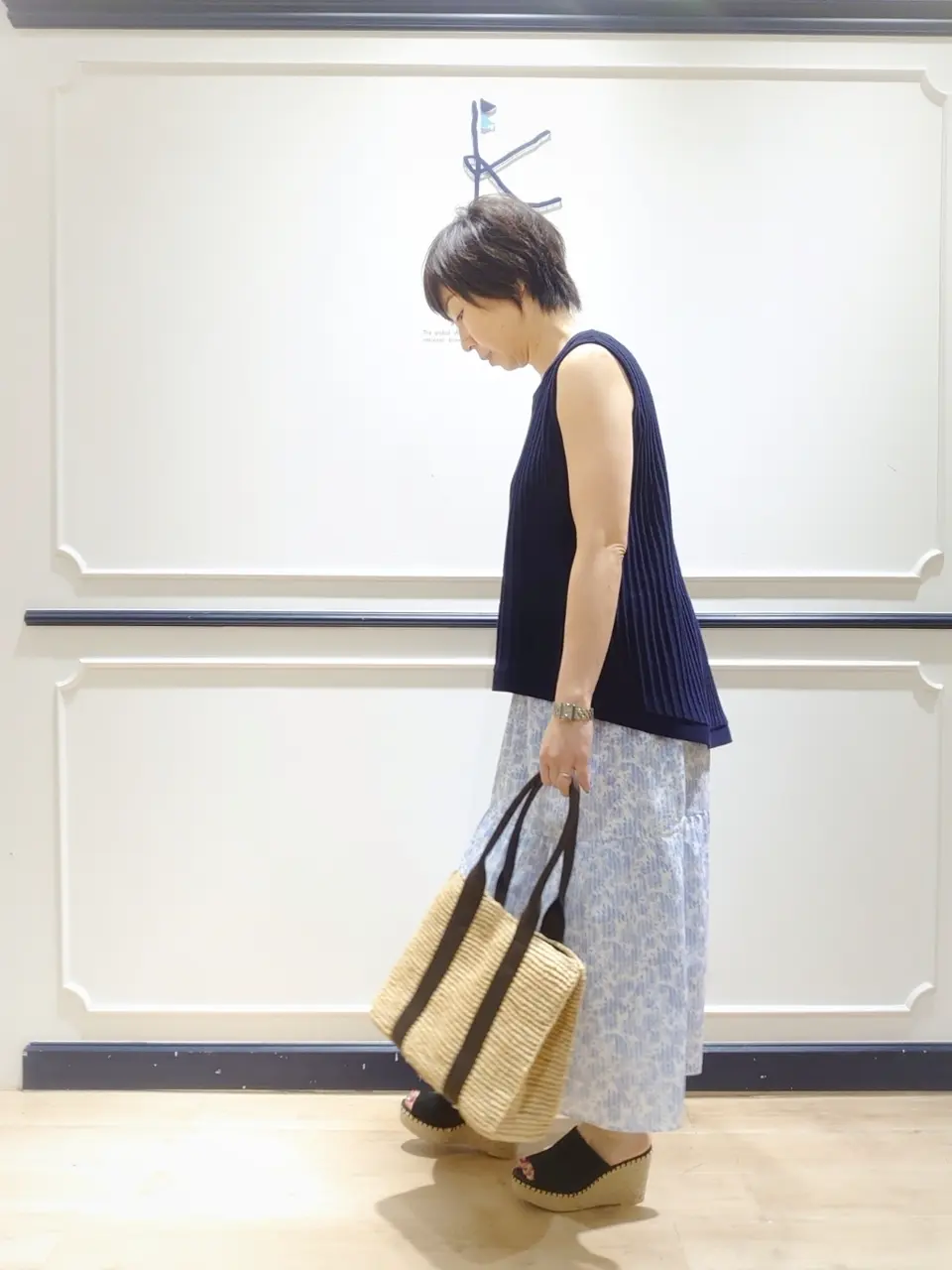 組曲 井上 コーディネート画像