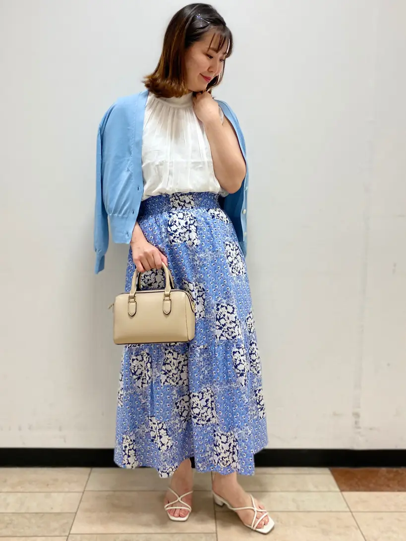 組曲 鈴木 コーディネート画像