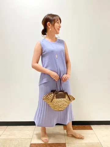 組曲 宮本 コーディネート画像