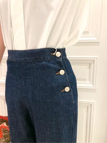 組曲 戸澤 コーディネート画像