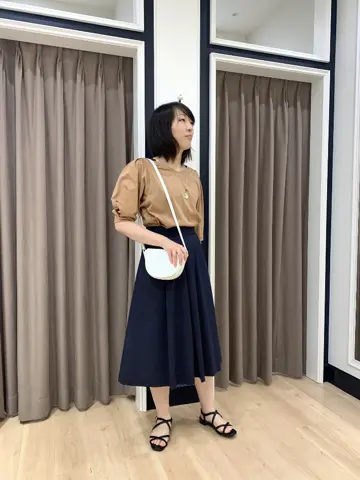 組曲 岡 コーディネート画像