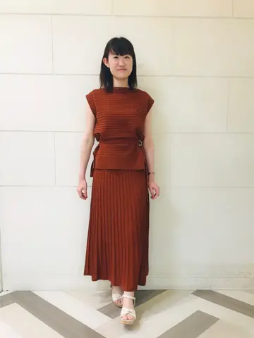 組曲 スタッフ コーディネート画像