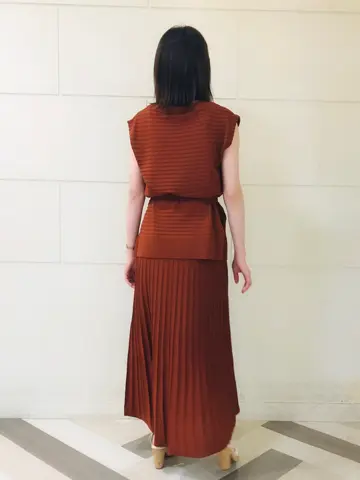 組曲 スタッフ コーディネート画像