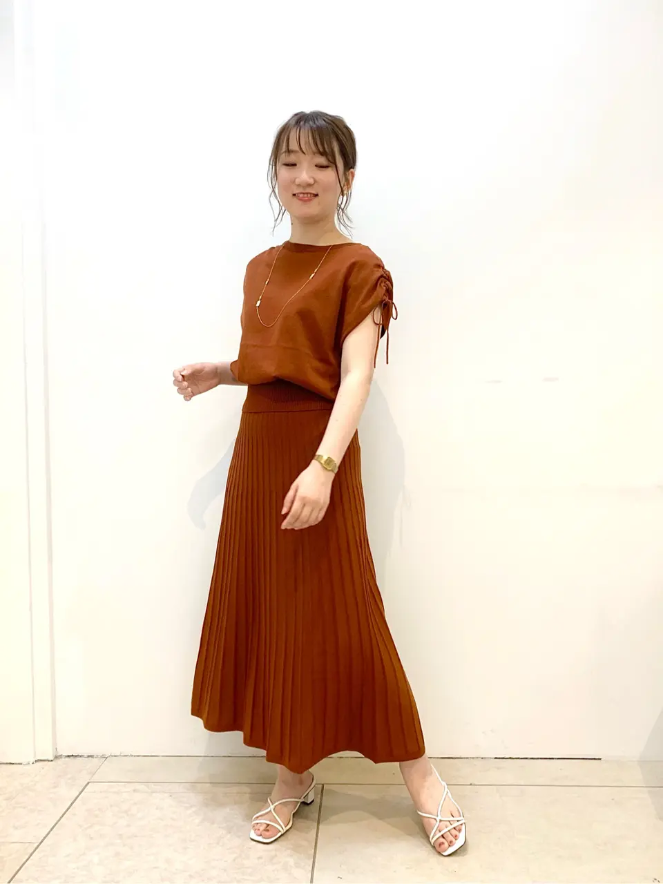 組曲 石井 コーディネート画像