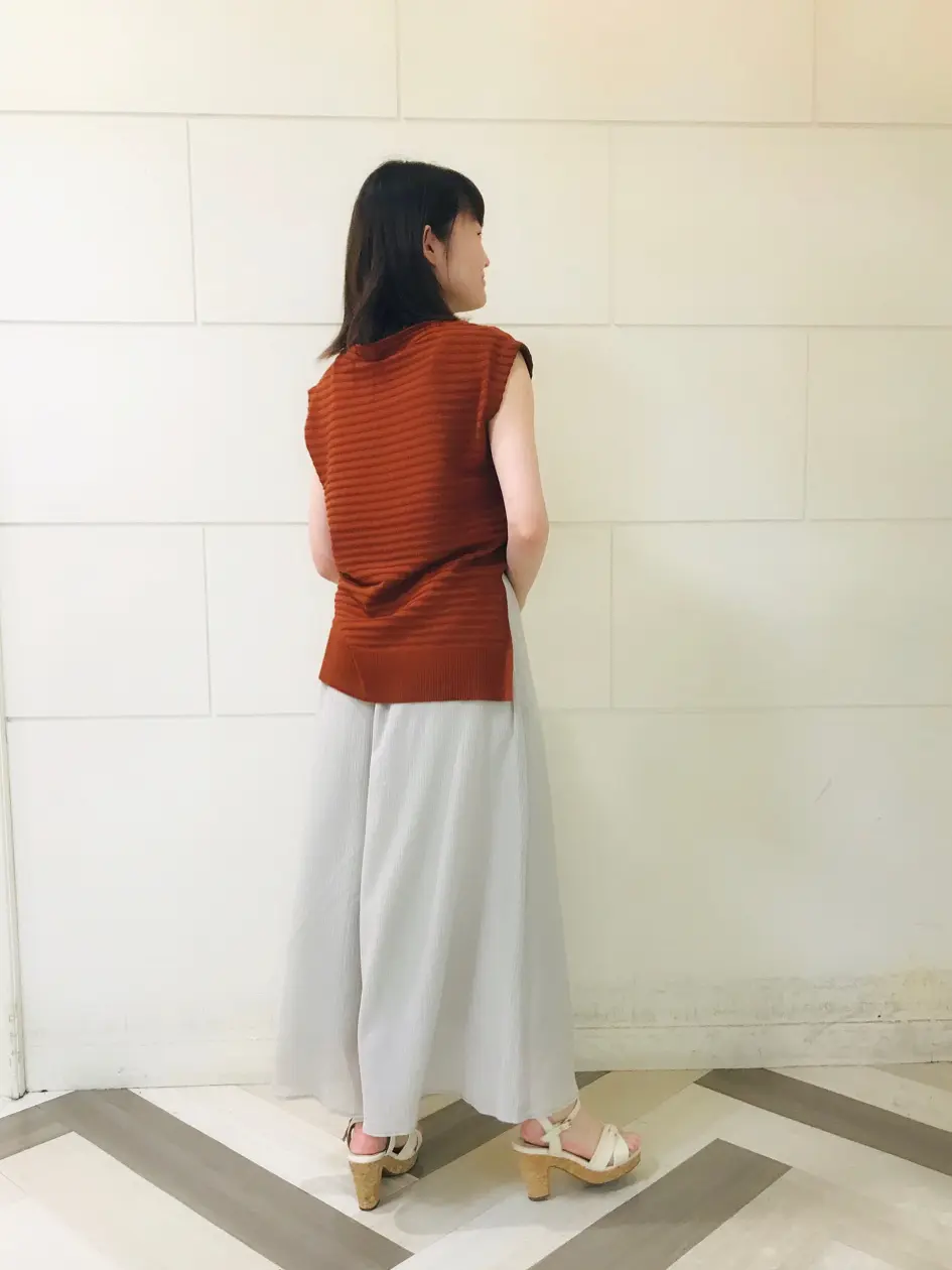 組曲 スタッフ コーディネート画像