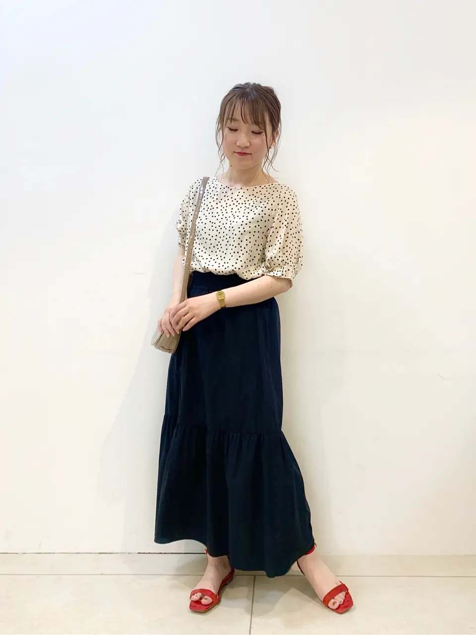 組曲 石井 コーディネート画像