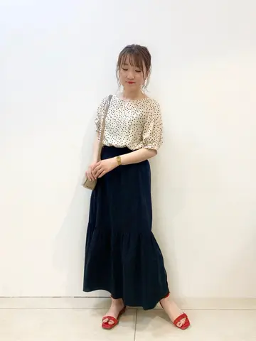 組曲 石井 コーディネート画像