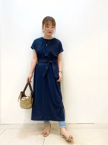 組曲 石井 コーディネート画像