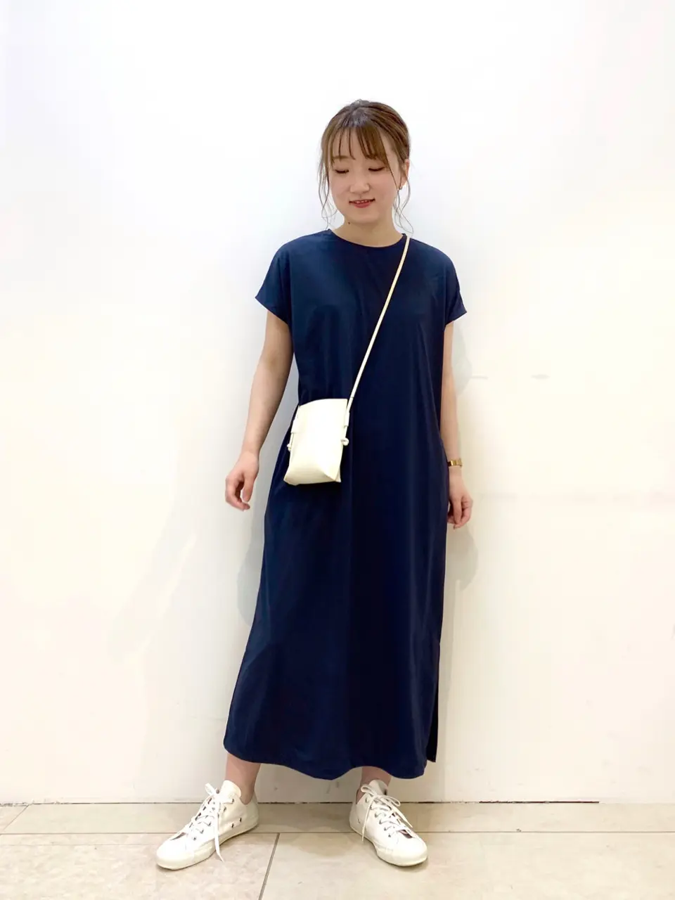 組曲 石井 コーディネート画像