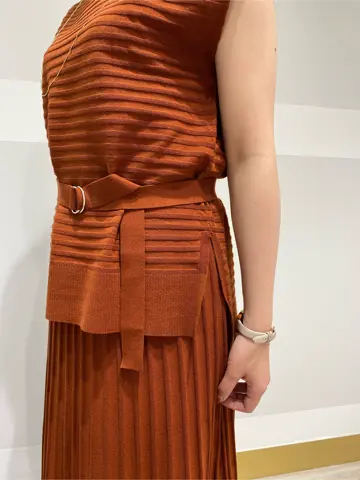 組曲 柿内 コーディネート画像