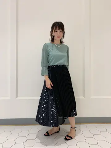 組曲 スタッフ コーディネート画像