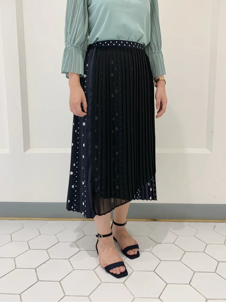 組曲 スタッフ コーディネート画像