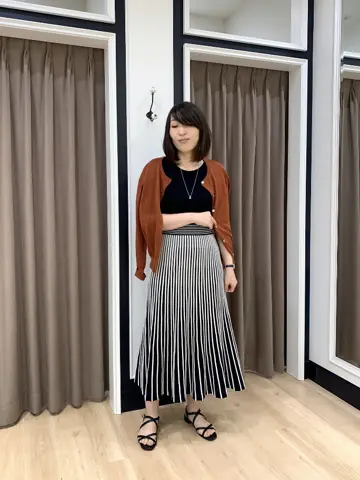 組曲 岡 コーディネート画像