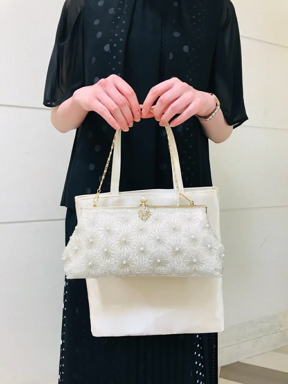 組曲 スタッフ コーディネート画像