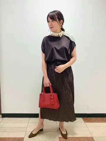 組曲 宮本 コーディネート画像