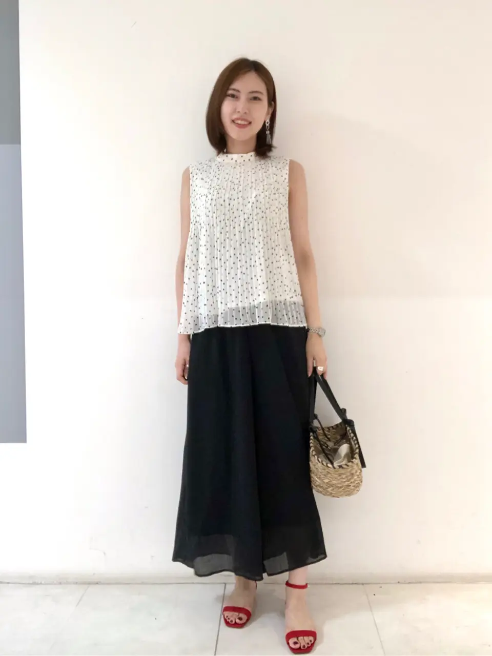 組曲 岩田 コーディネート画像