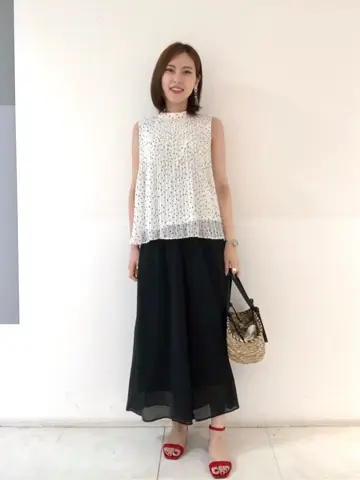 組曲 岩田 コーディネート画像