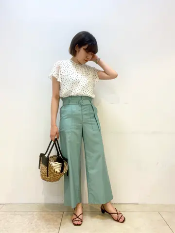 組曲 松田 コーディネート画像