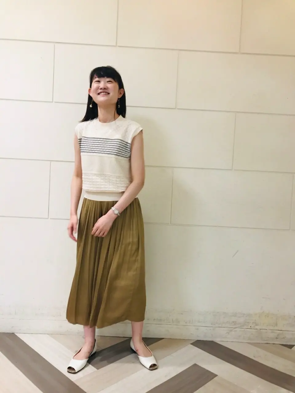 組曲 スタッフ コーディネート画像