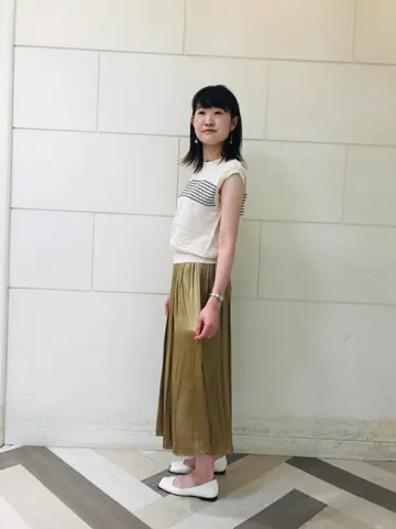 組曲 スタッフ コーディネート画像