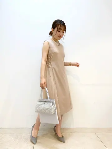 組曲 石井 コーディネート画像