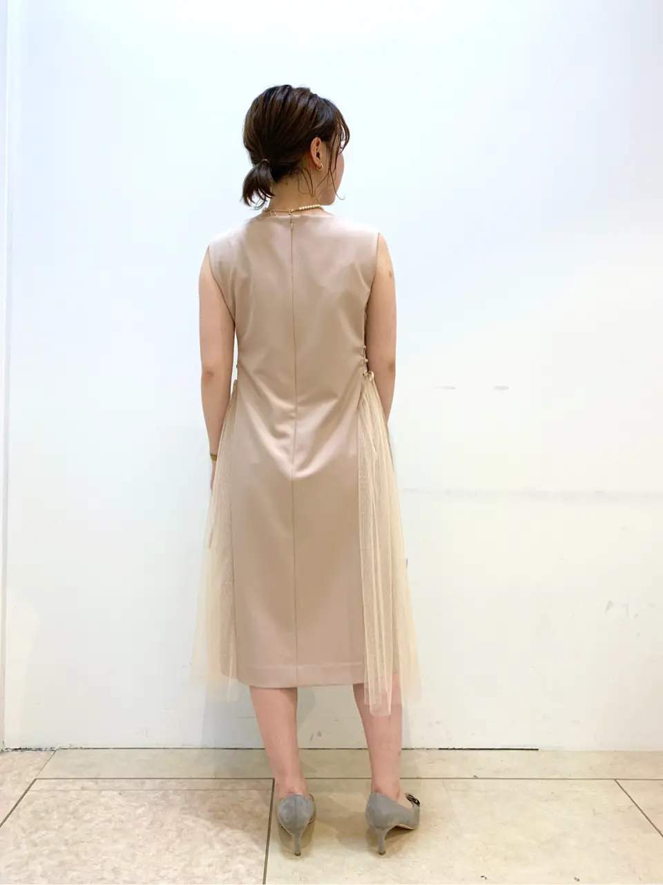 組曲 石井 コーディネート画像