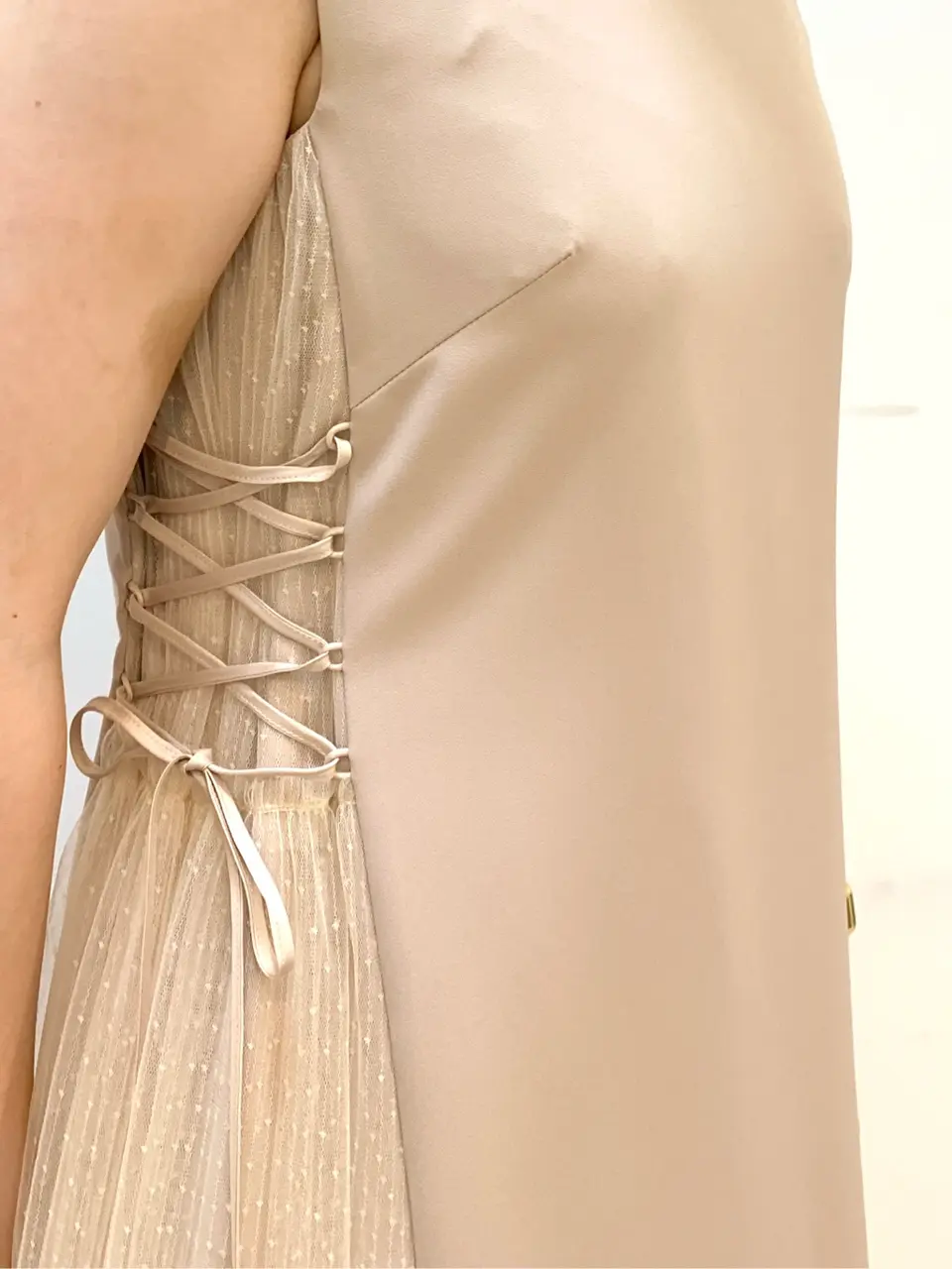 組曲 石井 コーディネート画像