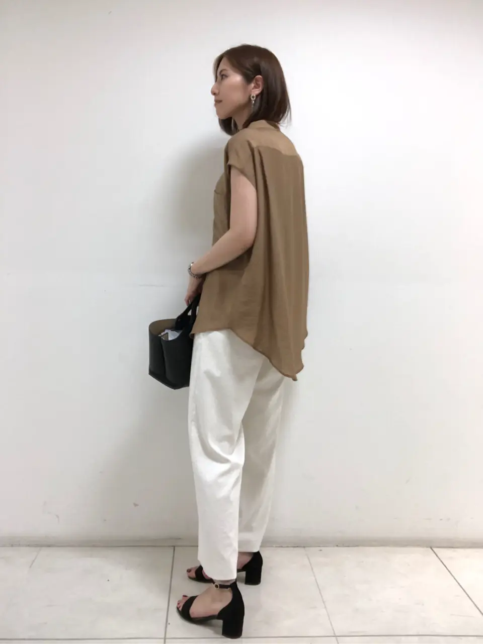 組曲 岩田 コーディネート画像