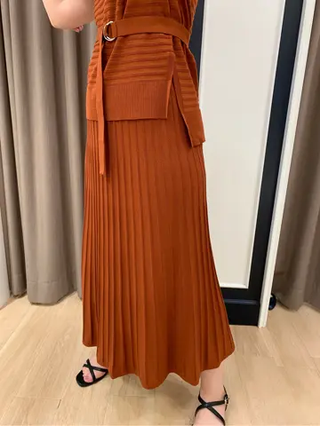 組曲 岡 コーディネート画像