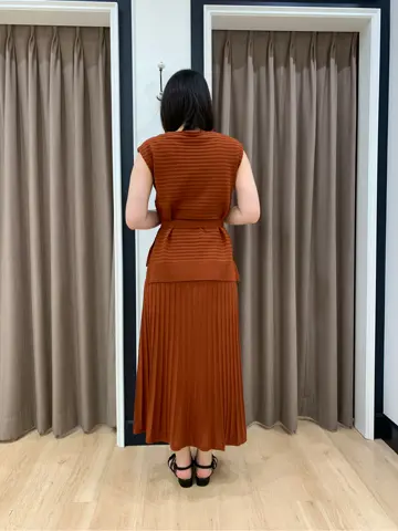 組曲 岡 コーディネート画像