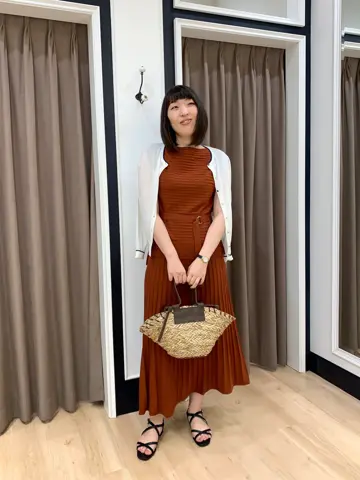 組曲 岡 コーディネート画像