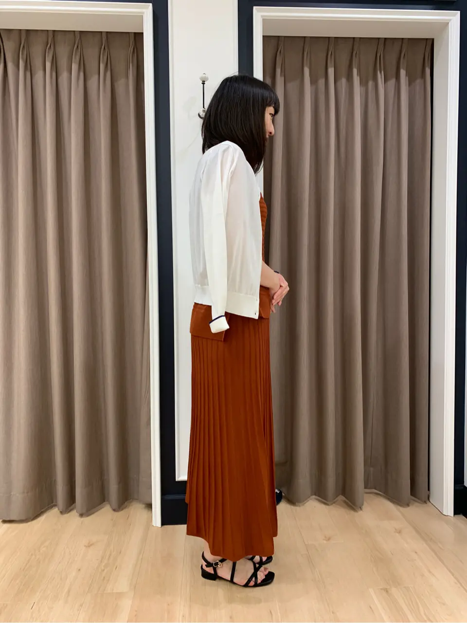 組曲 岡 コーディネート画像