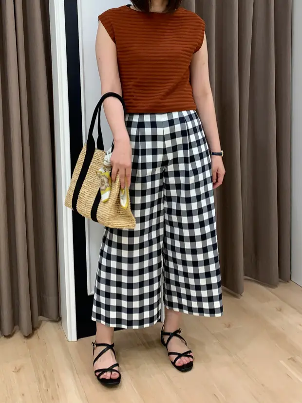 組曲 岡 コーディネート画像