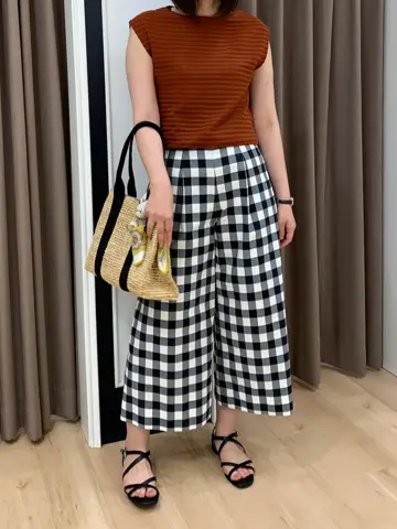 組曲 岡 コーディネート画像