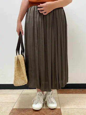 組曲 宮本 コーディネート画像