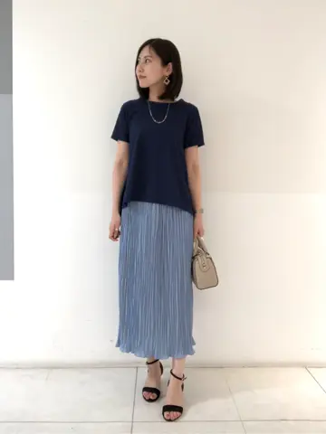 組曲 岩田 コーディネート画像