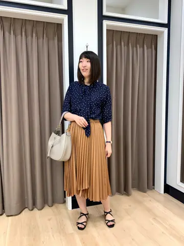 組曲 岡 コーディネート画像