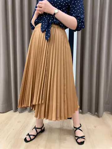 組曲 岡 コーディネート画像