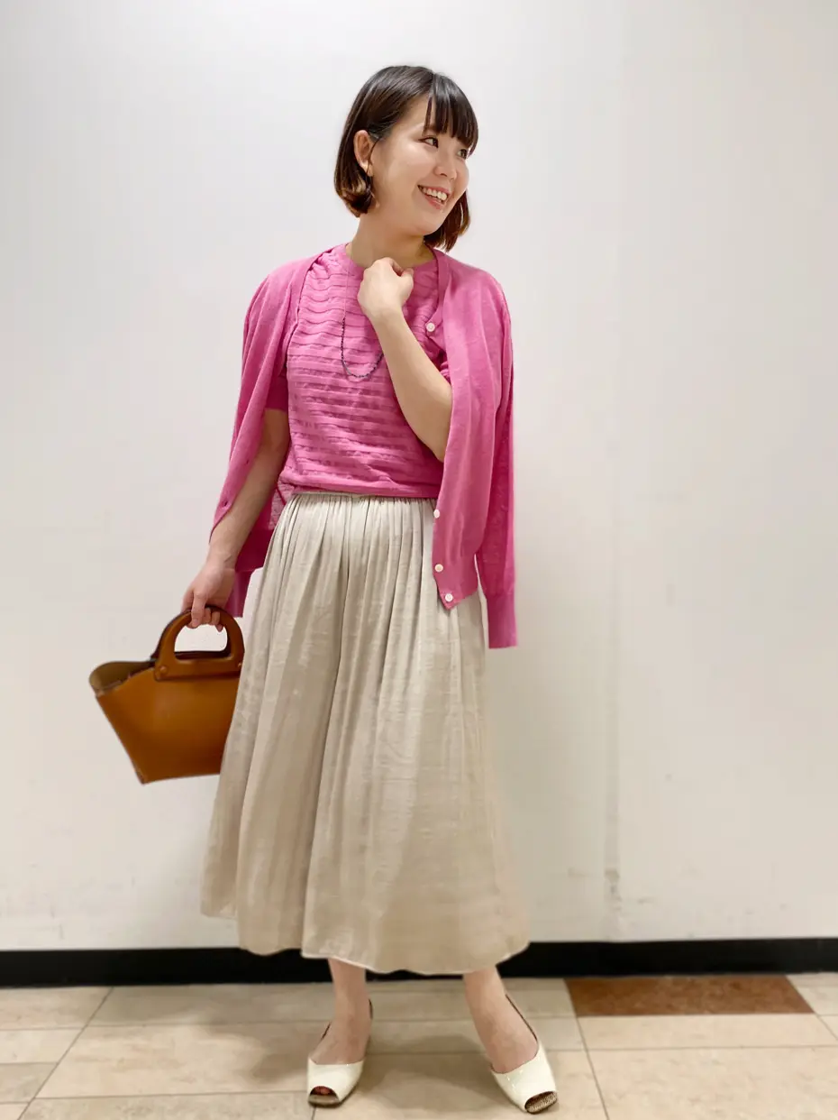 組曲 鈴木 コーディネート画像