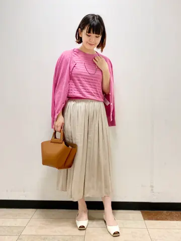 組曲 鈴木 コーディネート画像