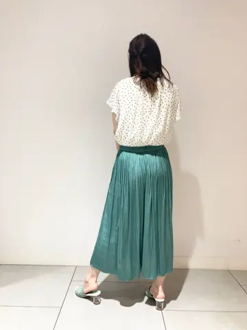 組曲 スタッフ コーディネート画像